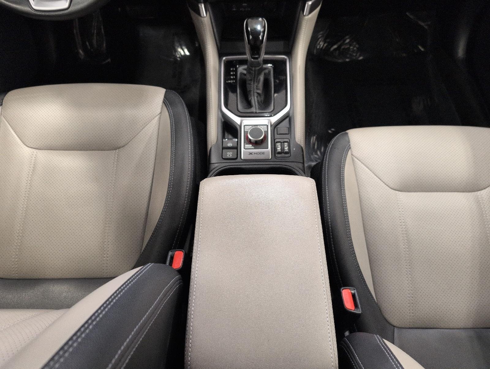 Used 2023 Subaru Forester Limited AWD/4WD image 17