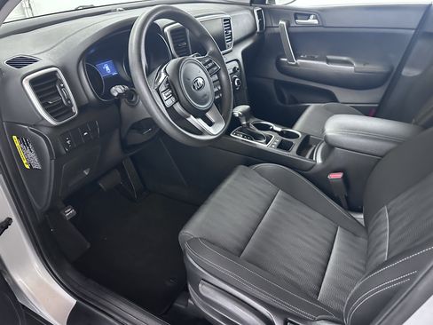 Used 2021 Kia Sportage LX AWD/4WD image 34