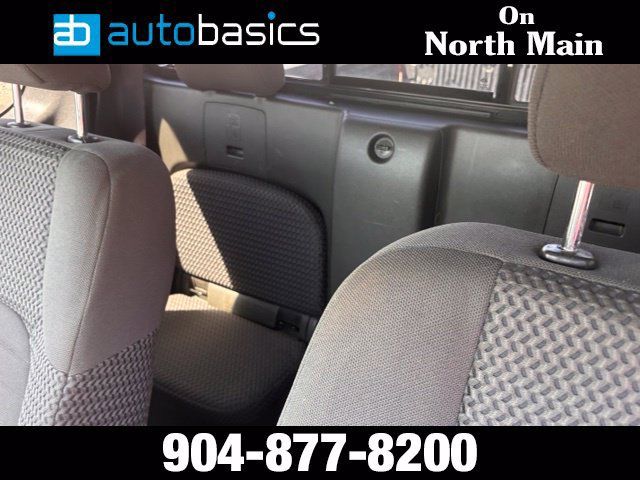 Used 2017 Nissan Frontier SV AWD/4WD image 19