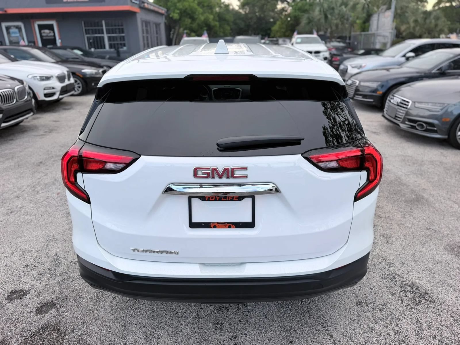 Used 2019 GMC Terrain SLE FWD image 14