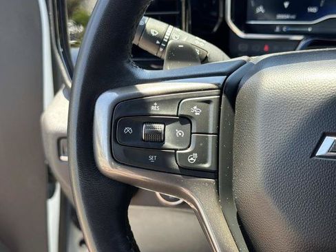 Used 2023 Chevrolet Silverado 1500 ZR2 w/ Technology Package AWD/4WD image 10