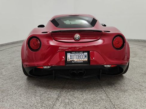 Used 2015 Alfa Romeo 4C Launch Edition w/ Convenience Group RWD image 16