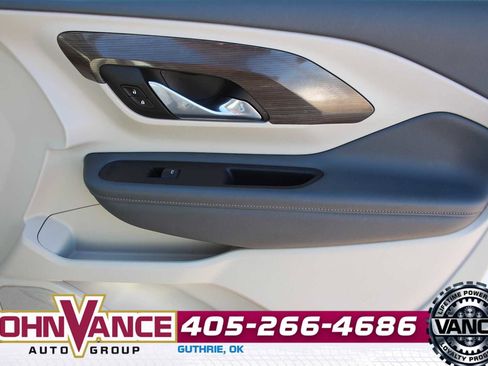 Used 2022 GMC Terrain Denali w/ Denali Premium Package image 15