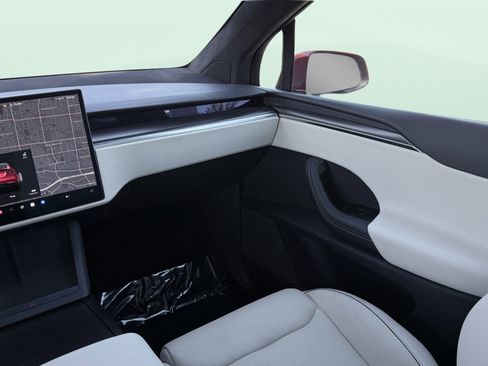 Used 2022 Tesla Model X Plaid image 59