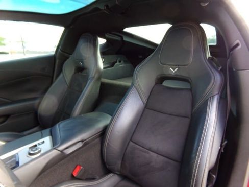 Used 2015 Chevrolet Corvette Stingray Coupe w/ 2LT Preferred Equipment Group image 20