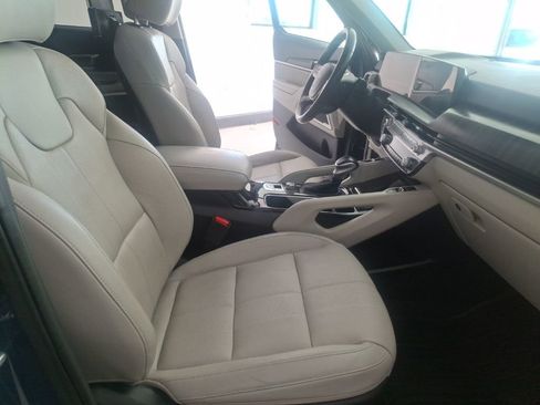 Used 2023 Kia Telluride EX w/ EX Captain's Chair Package FWD image 25