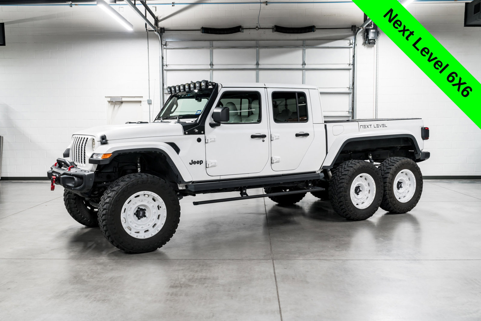Used 2021 Jeep Gladiator Sport AWD/4WD image 7