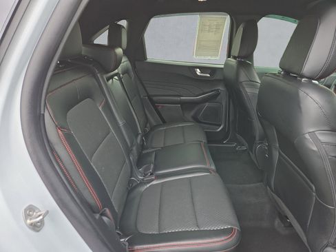 Used 2026 Ford Escape ST-Line w/ Cold Weather Package image 24