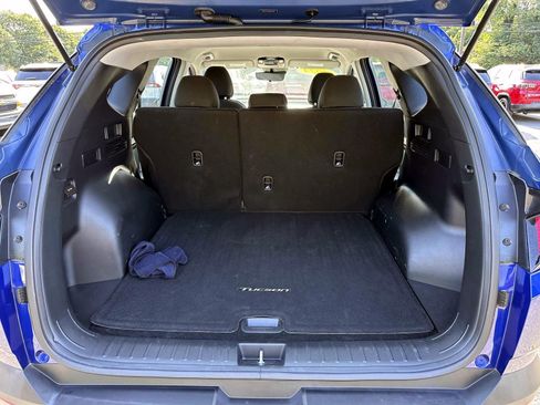 Used 2024 Hyundai Tucson SE AWD/4WD image 7