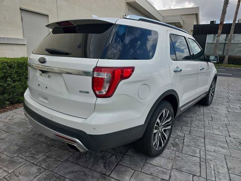 Used 2017 Ford Explorer Platinum AWD/4WD image 3