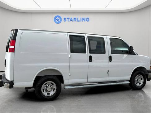 Used 2025 Chevrolet Express 2500 w/ Driver Convenience Package RWD image 11