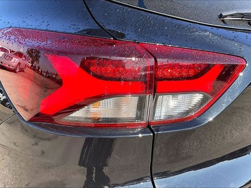 Used 2023 Chevrolet TrailBlazer RS image 20