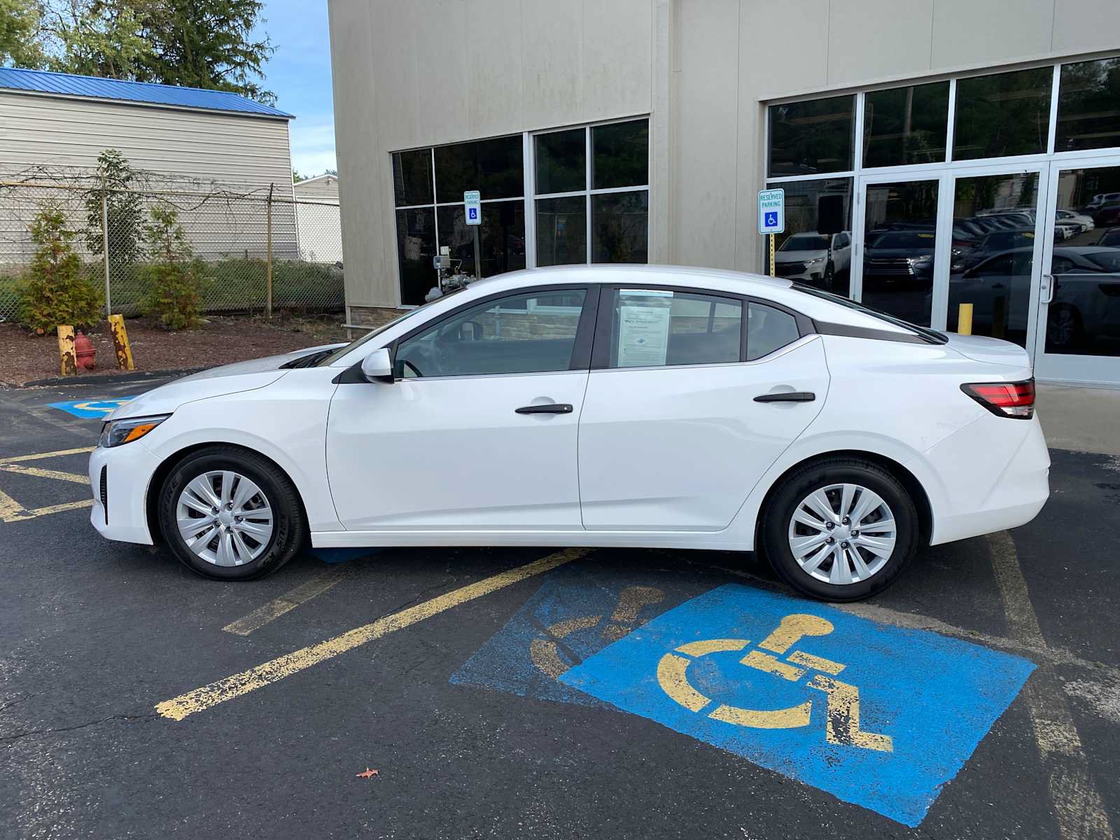 Used 2024 Nissan Sentra S FWD image 14
