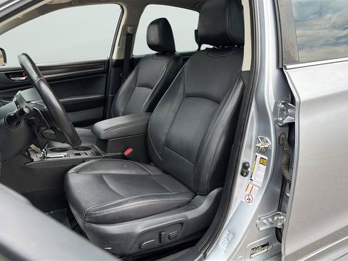 Used 2018 Subaru Legacy 3.6R Limited AWD/4WD image 12
