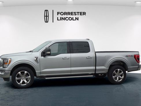 Used 2022 Ford F150 XLT w/ Equipment Group 302A High image 5