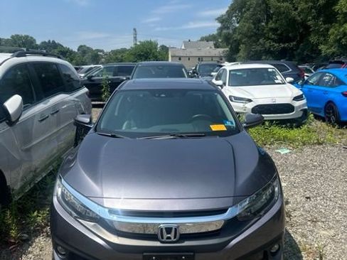 Used 2017 Honda Civic Touring image 1