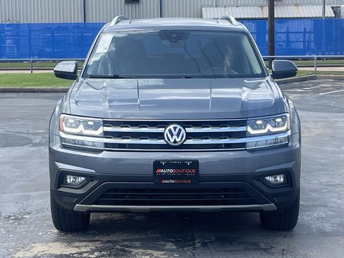 Used 2019 Volkswagen Atlas SE w/ Panoramic Sunroof Package FWD image 6