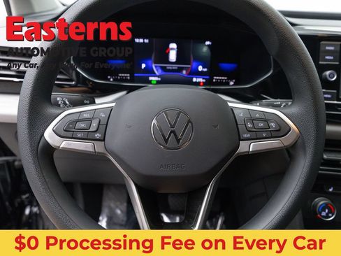 Used 2022 Volkswagen Taos S AWD/4WD image 10