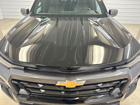 Certified 2024 Chevrolet Colorado LT w/ LT Convenience Package III image 38