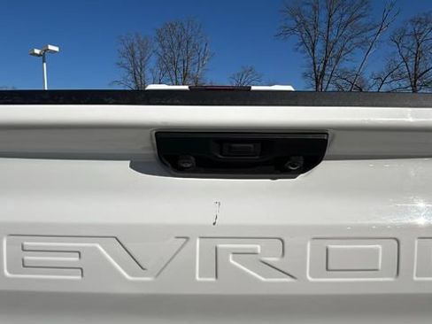 Used 2023 Chevrolet Silverado 1500 Custom image 30