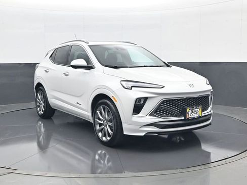 Used 2024 Buick Encore GX Avenir w/ Avenir Technology Package AWD/4WD image 3