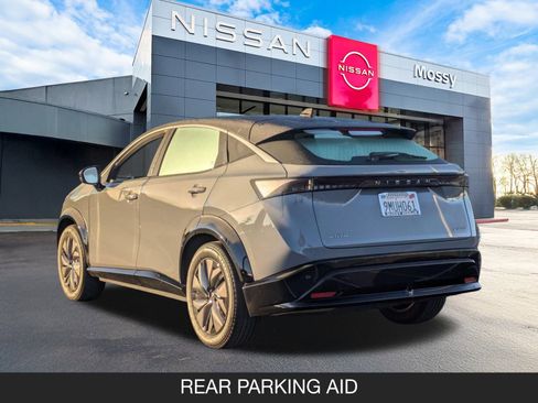 Used 2024 Nissan Ariya FWD image 7