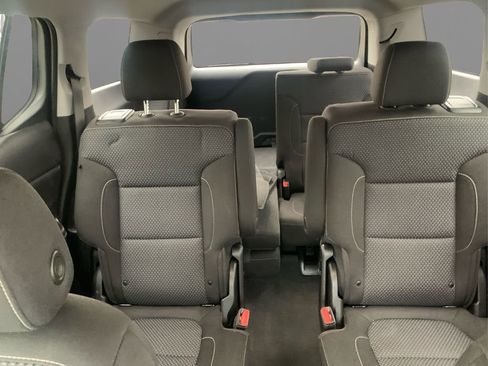 Used 2023 GMC Acadia SLE w/ Driver Convenience Package image 18