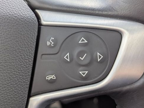 Used 2021 GMC Terrain SLE w/ Driver Convenience Package image 17