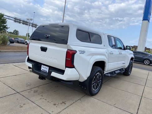 Used 2026 Toyota Tacoma TRD Sport RWD image 11