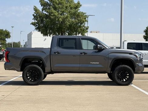 Used 2025 Toyota Tundra SR5 AWD/4WD image 3