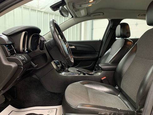 Used 2014 Chevrolet Malibu LT image 4