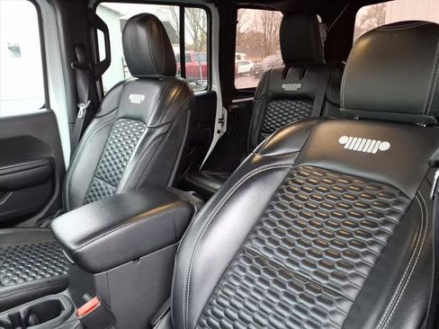 Used 2021 Jeep Wrangler Unlimited Sport AWD/4WD image 14