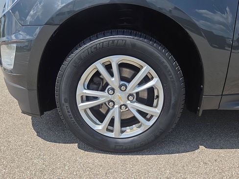 Used 2017 Chevrolet Equinox LT w/ Convenience Package FWD image 11