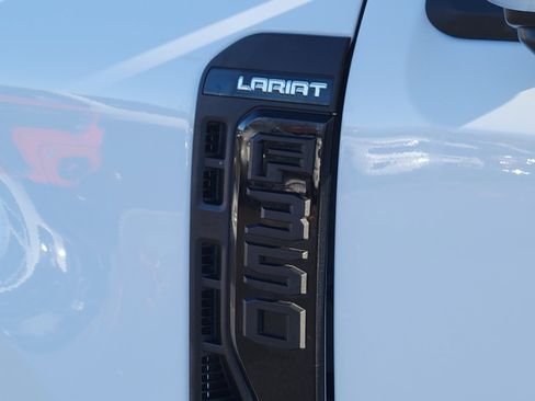 Used 2025 Ford F350 Lariat w/ Lariat Ultimate Package image 17