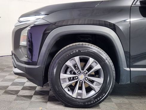 Certified 2025 Chevrolet Equinox LT image 9