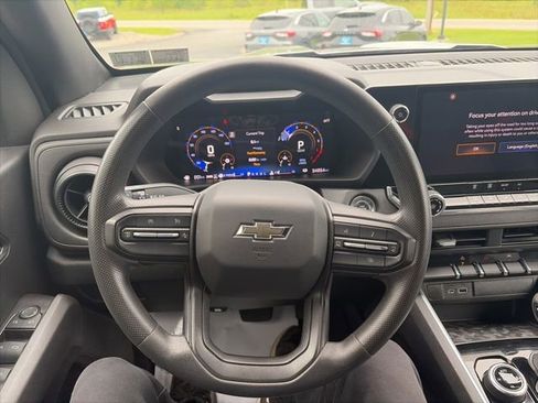 Used 2024 Chevrolet Colorado Trail Boss w/ Advanced Trailering Package AWD/4WD image 12