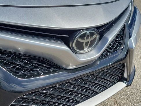 Used 2020 Toyota Camry XSE FWD image 7