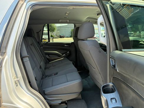 Used 2019 Chevrolet Tahoe 4WD w/ Enhanced Driver Alert Package image 16