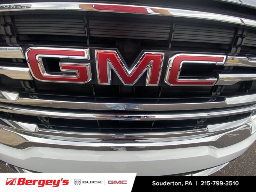 Certified 2023 GMC Acadia SLT w/ Preferred Package FWD image 35
