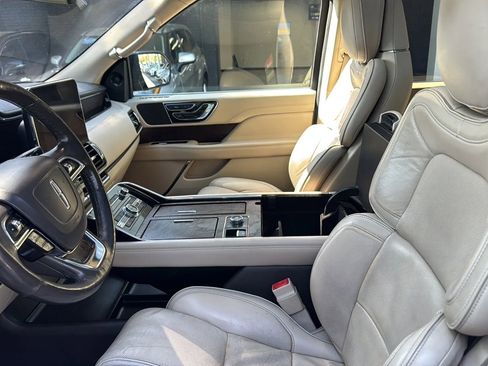 Used 2019 Lincoln Navigator L Reserve w/ Cargo Package image 14