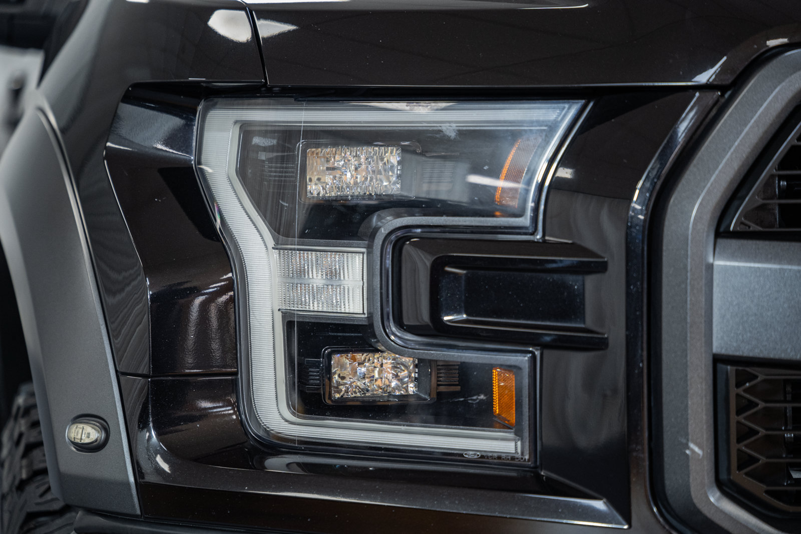 Used 2020 Ford F150 Raptor AWD/4WD image 15
