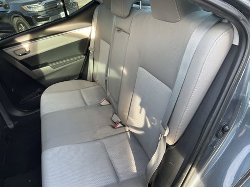 Used 2015 Toyota Corolla LE image 13