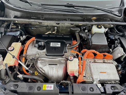 Used 2018 Toyota RAV4 Limited image 10