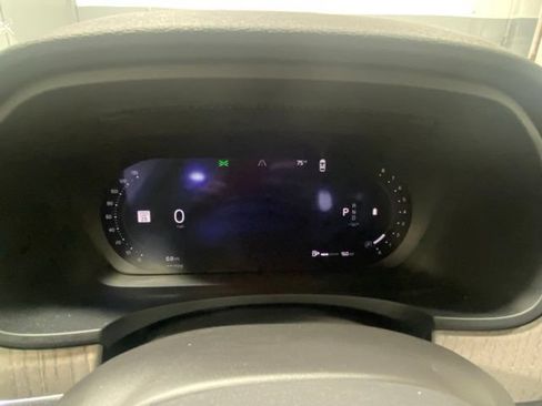 Used 2025 Volvo S90 B6 Plus AWD/4WD image 16