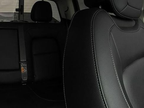 Used 2021 Chevrolet Colorado ZR2 AWD/4WD image 28