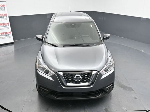 Used 2020 Nissan Kicks S image 30