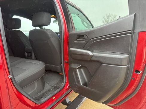 Used 2023 Chevrolet Colorado Trail Boss w/ Technology Package image 20