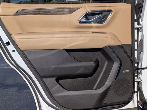 Used 2023 Chevrolet Tahoe Premier w/ Premium Package image 30