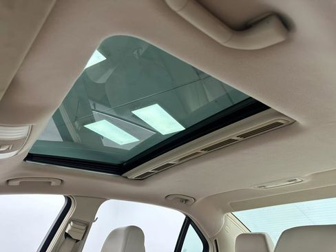 Used 2014 Mercedes-Benz E 350 4MATIC Sedan image 47