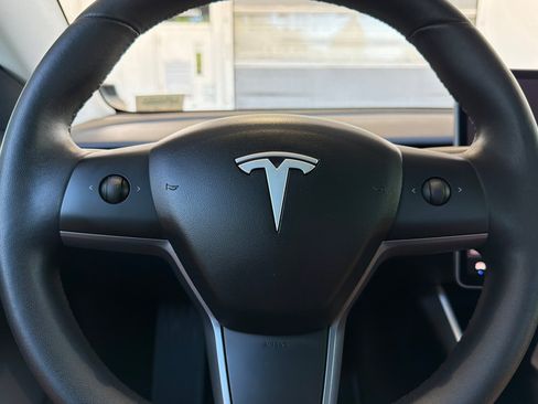 Used 2019 Tesla Model 3 Standard Range RWD image 28